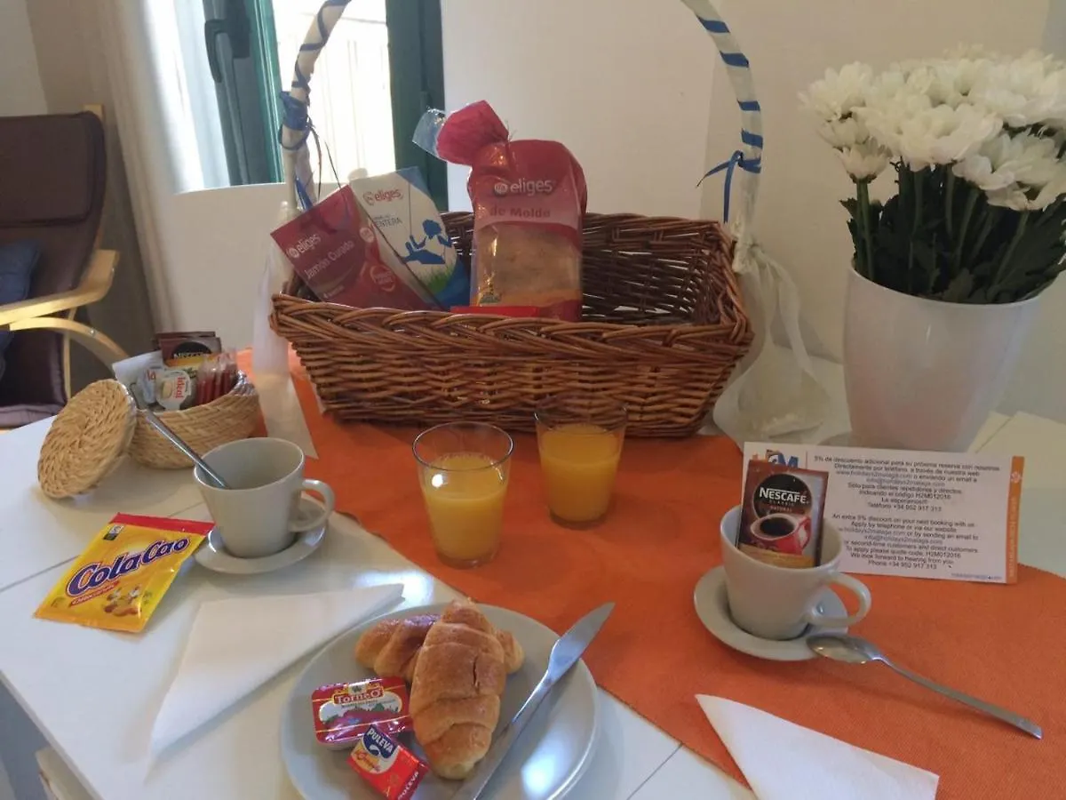 Holidays2Malaga Candado House Pool & Garden Holiday home