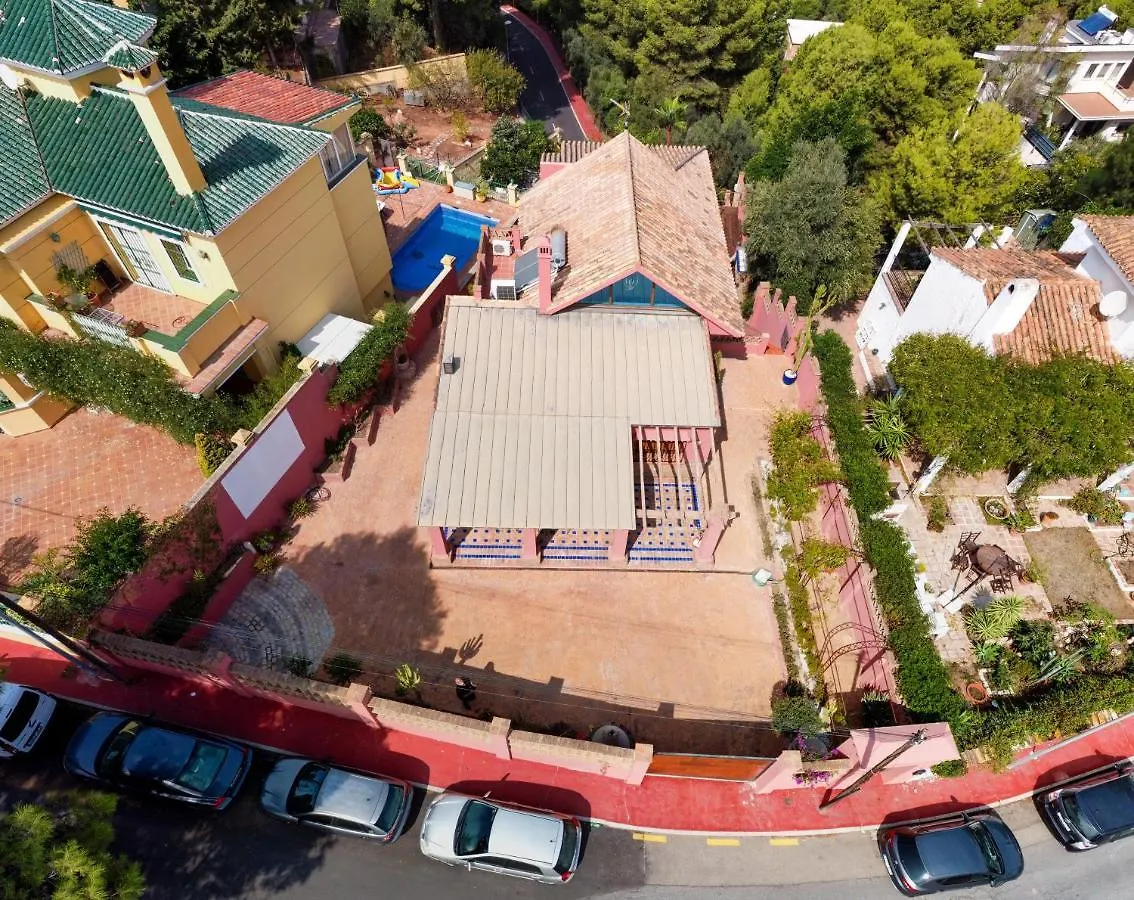 Holidays2Malaga Candado House Pool & Garden Tatil Evi