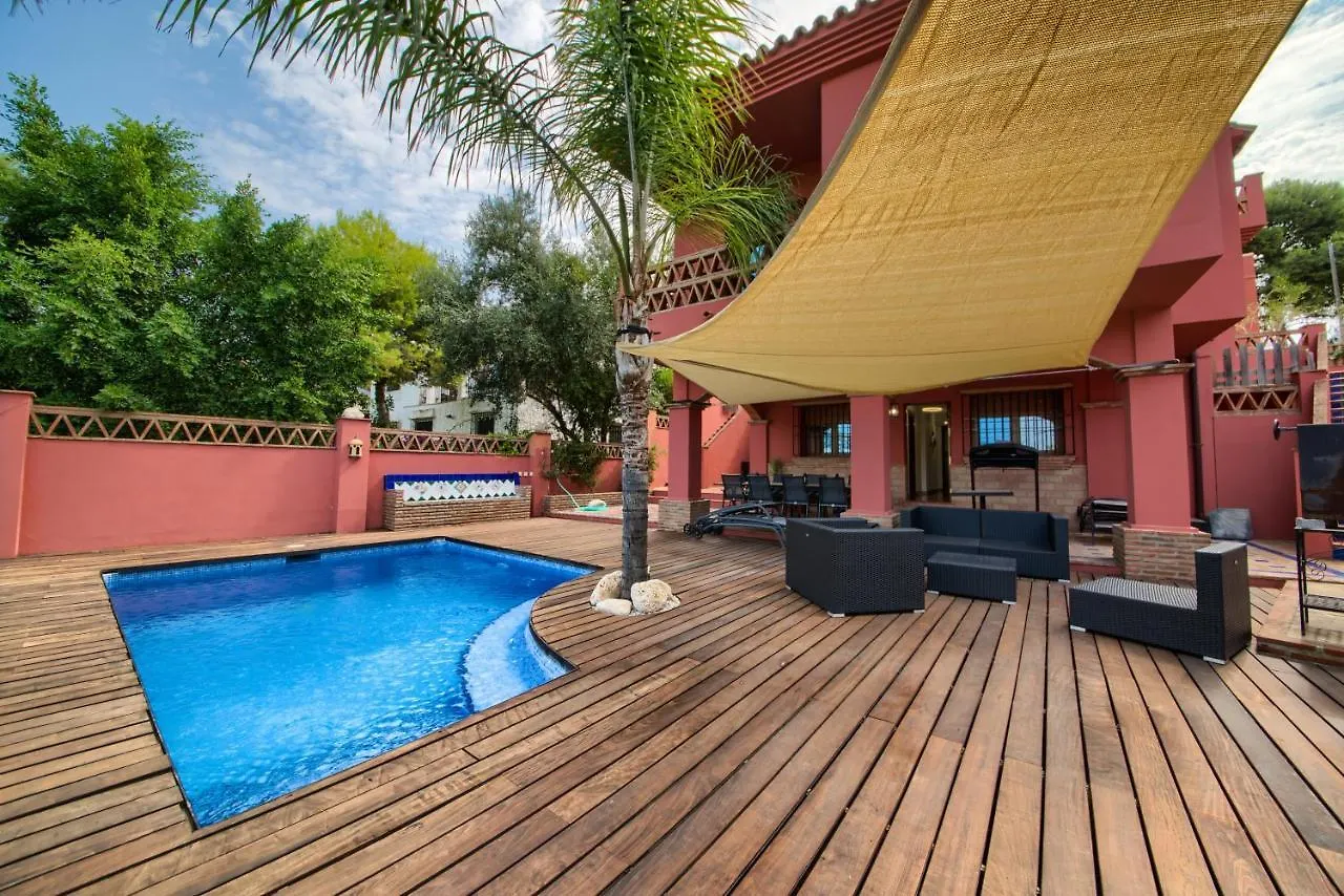 Holidays2Malaga Candado House Pool & Garden Tatil Evi